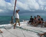 Catamarano a Isla Mujere...contro vento e verso un cielo nero!!