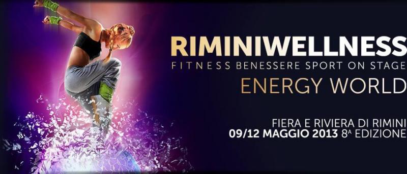 SIMONA IN ALLENAMENTO ALLA FIERA DEL FITNESS A RIMINI!!!